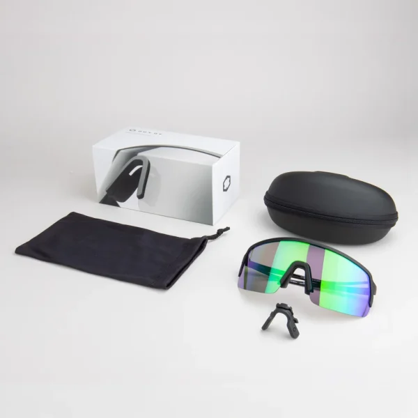 Gafas Deportivas Out Of Piuma Logo Negro Lente The One Quarzo